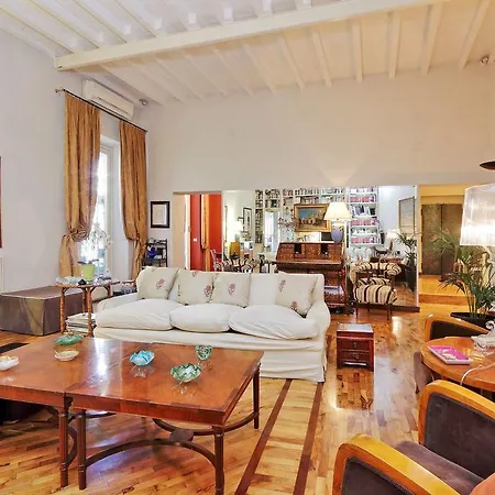 Romantic Ripetta Appartement