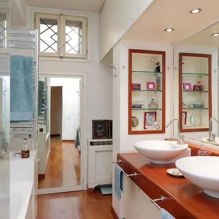 Appartement Romantic Ripetta Rome